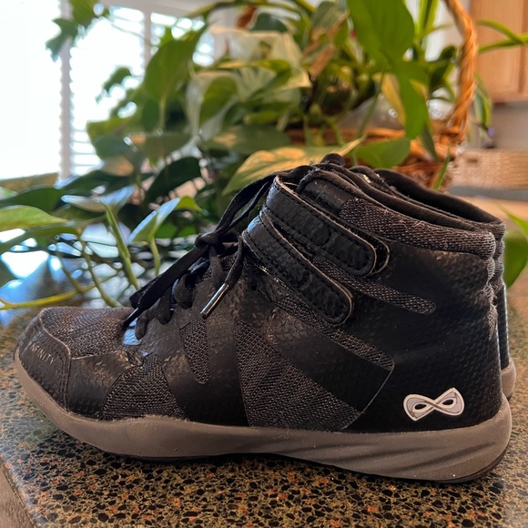 Shoes Nfinity Beast Cheerleading Shoes Midnite Black Girls 4 Poshmark